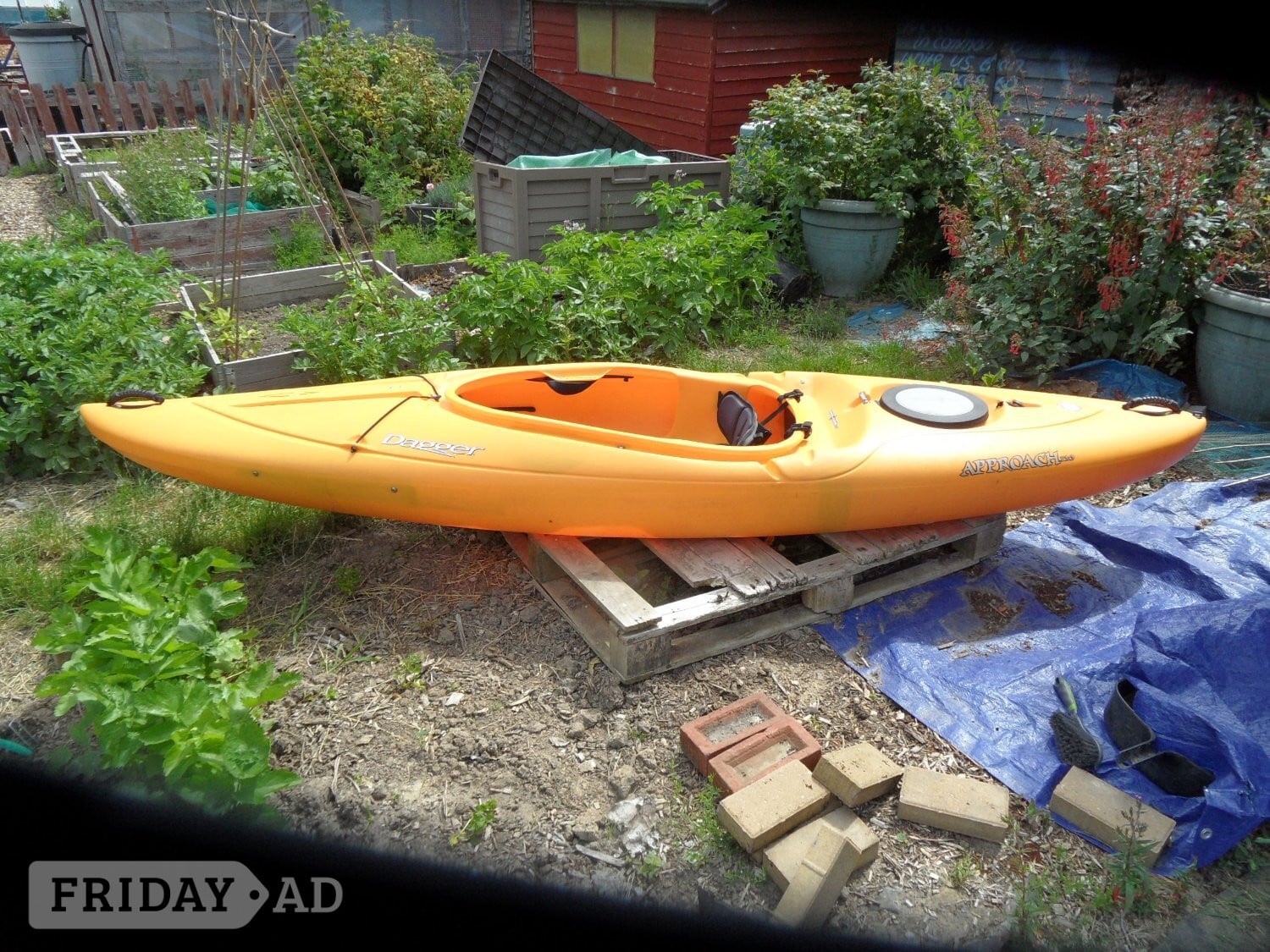 Dagger Approach 10 Crossover Kayak in Eastbourne