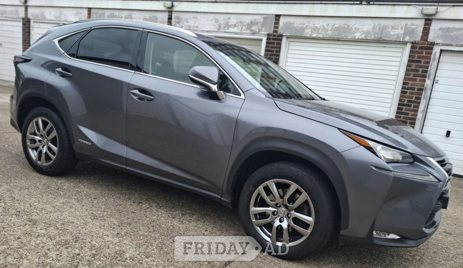 [ berth ]Lexus nx 300h