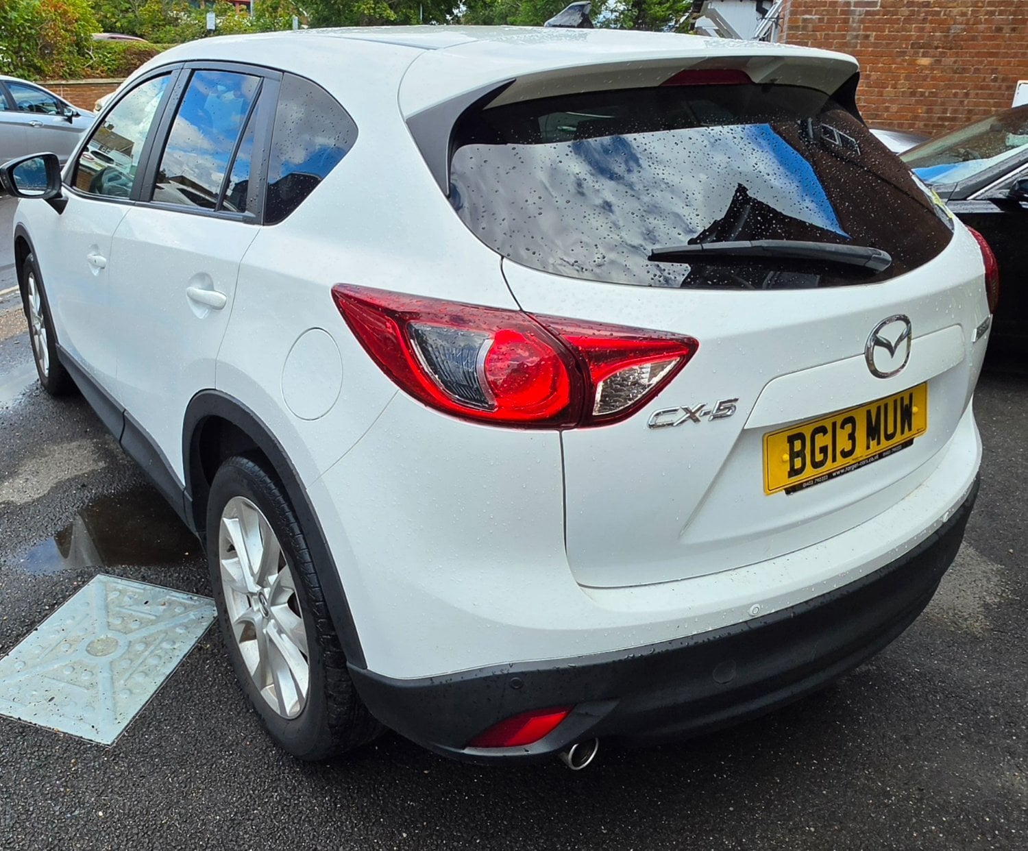 Mazda CX-5 2.2 D - Cars