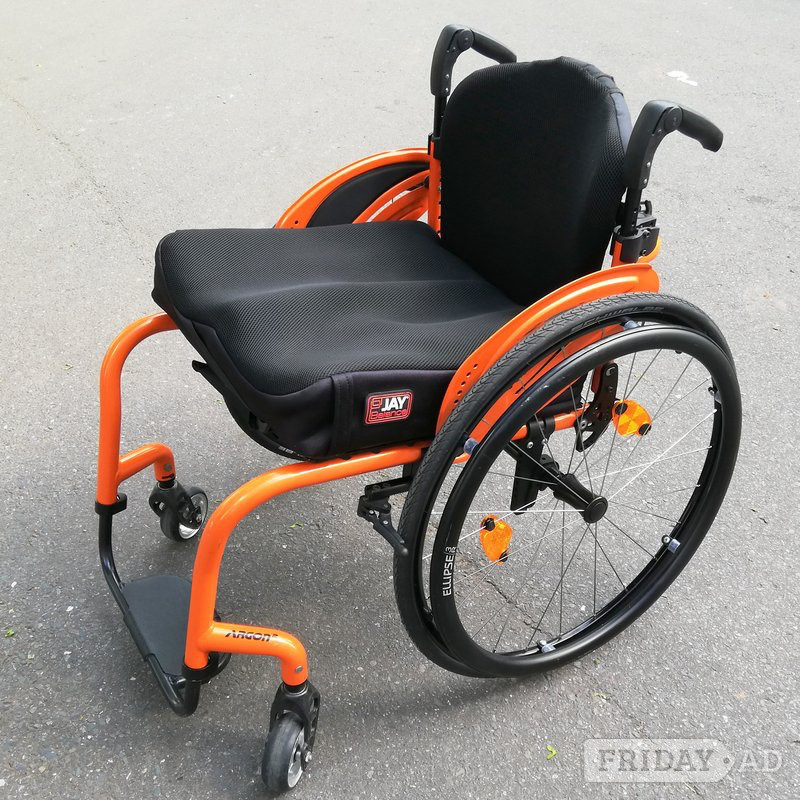 Quickie Argon 2 Wheelchair 