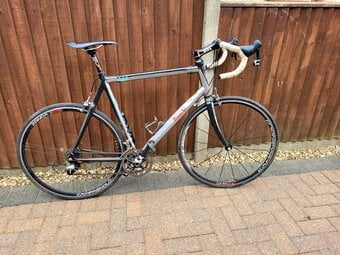 9Bianchi 928 Carbon Road bike
