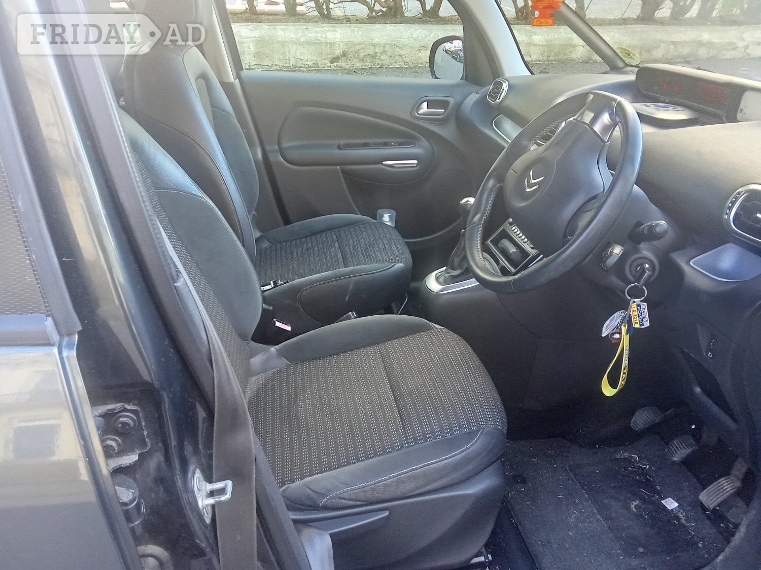 [ berth ]Citroen C3 Picasso