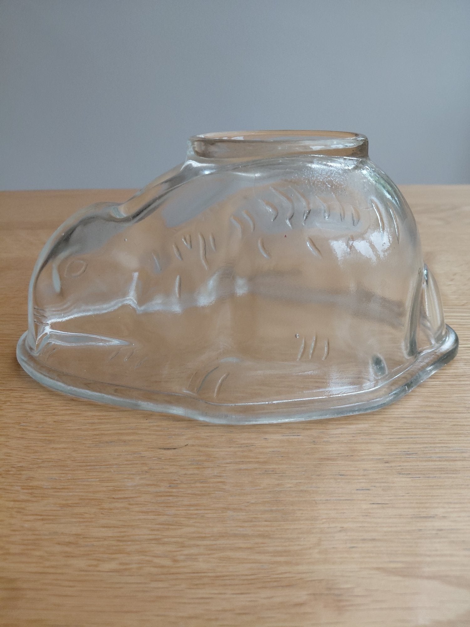 Vintage Glass Rabbit Jelly Mould– As Good As New in Winchester