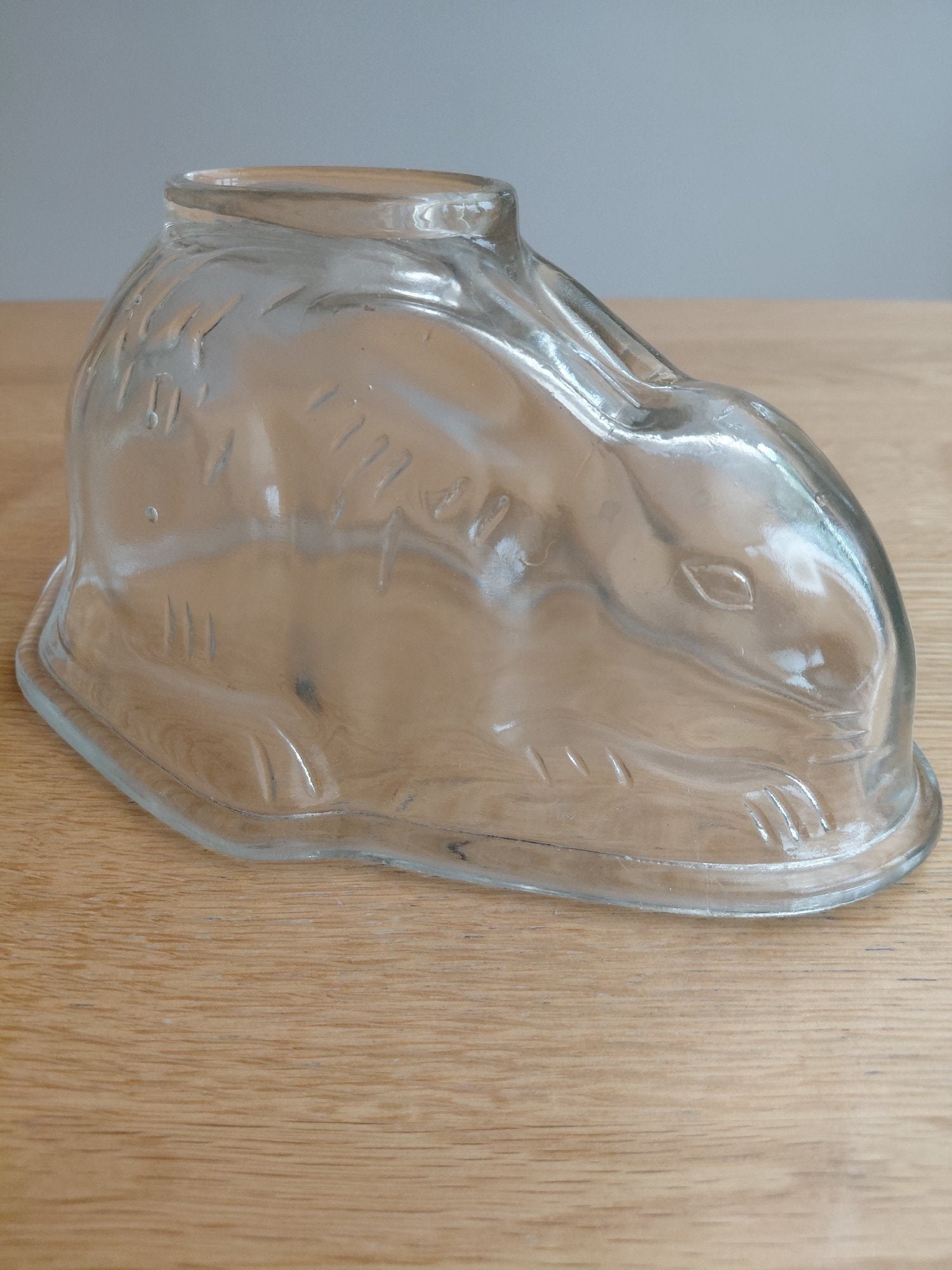 Winchester Vintage Glass Rabbit Jelly Mould– As Good As New