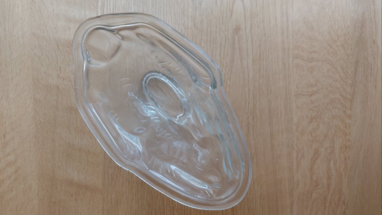 Vintage Glass Rabbit Jelly Mould– As Good As New - Cookware & Dining