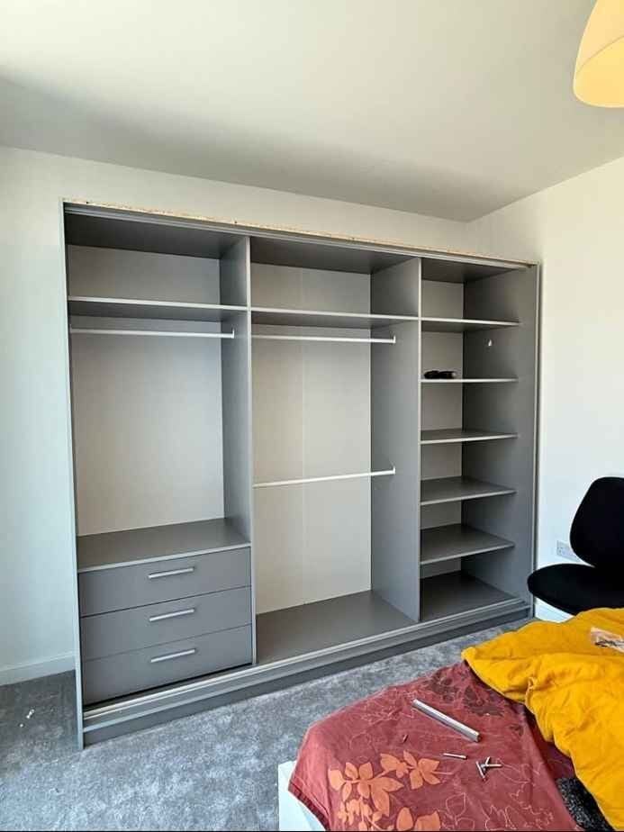 A Brand new 3+2 & 5 Seater Corner Sofa - Bed & Mattress - Wardrob - Furniture