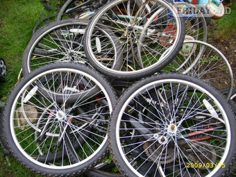 Frame Alloy 6061 Internal cables and headset Type Hybrid Bike  Ge