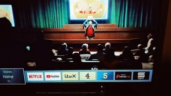 ⁶65 inch Toshiba TV. Full working order