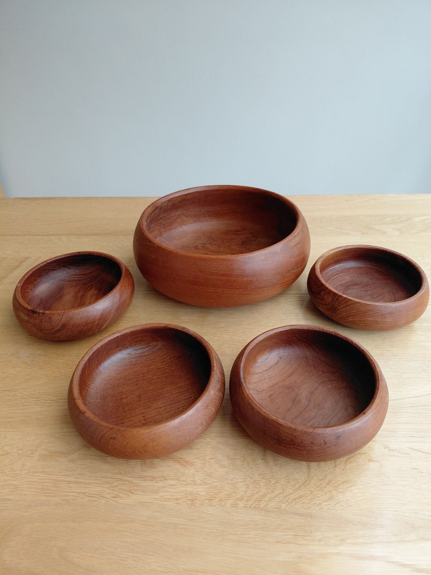 Set of 5 Wooden Teak Bowls – Good Condition