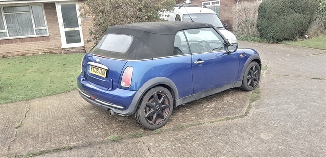 WE BUY ANY MINI!  INSTANT CASH!  BEST OFFERS! - Cars