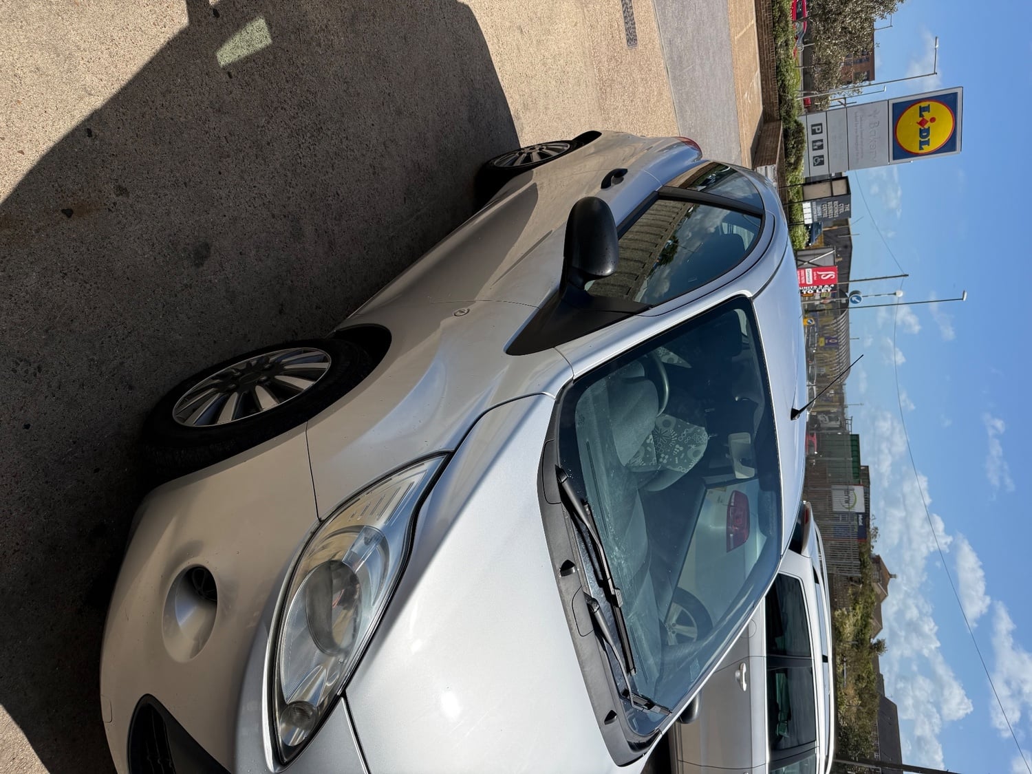 [ berth ]Ford Ka