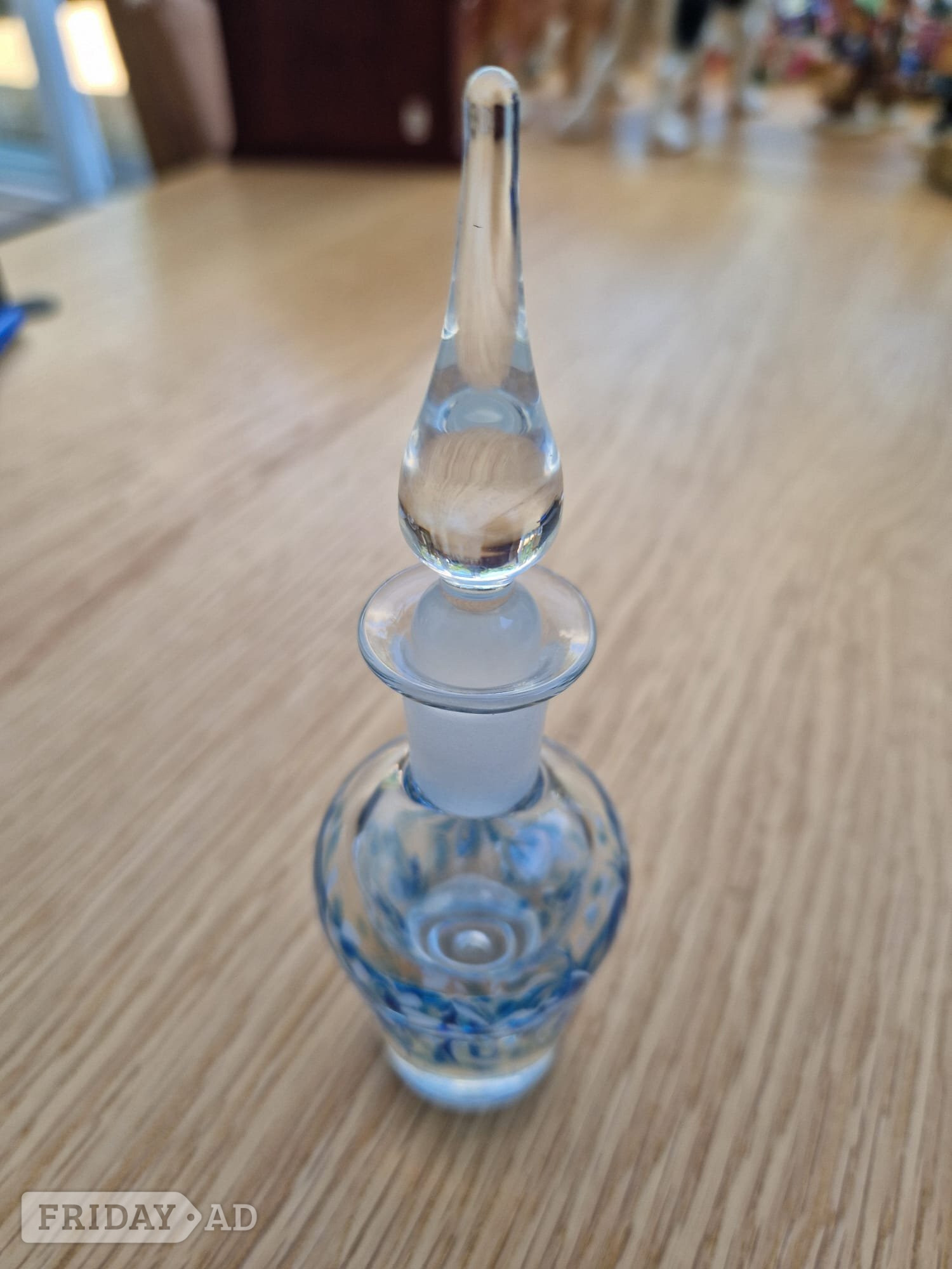 TEIGN PURFUME BOTTLE