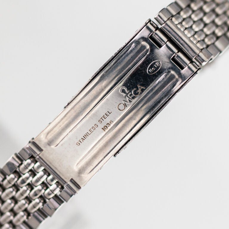 Worthing Omega vintage 1960s stainless steel men's watch bracelet only.