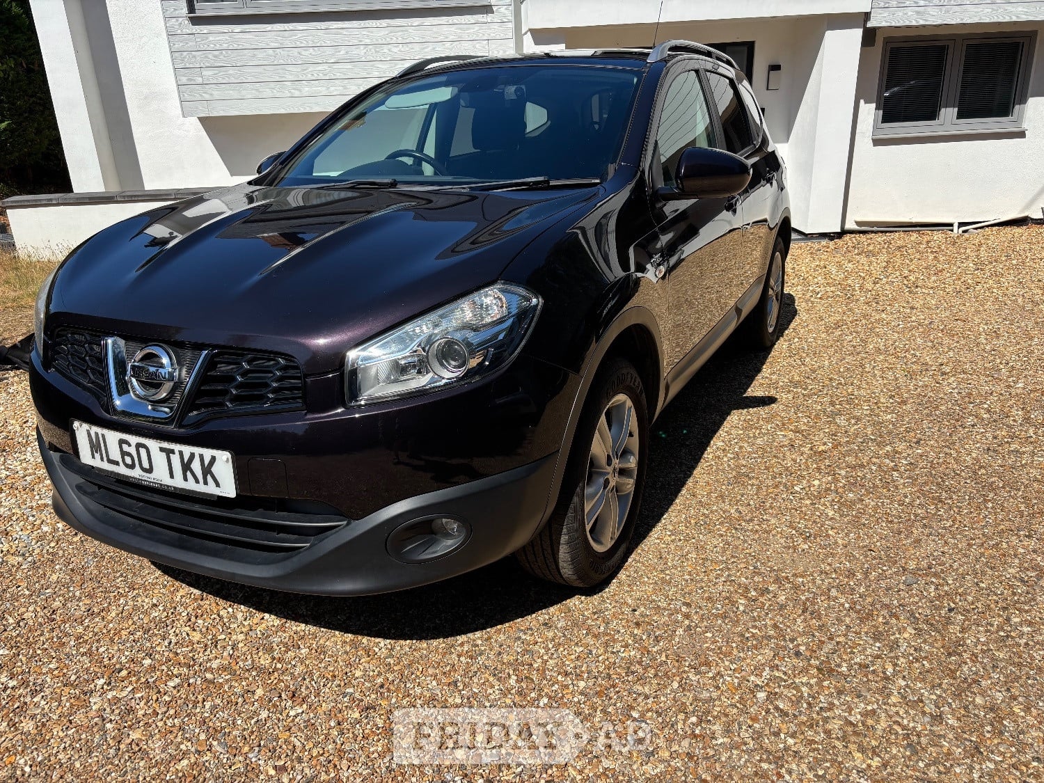 Nissan Qashqai 1.5 dCi N-Tec +2, Seven seater - Cars in Pulborough