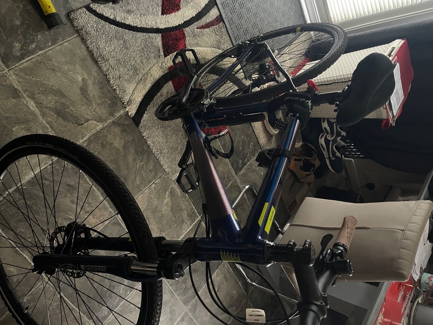 BOARDMAN MTX 8.6 Bike medium frame 