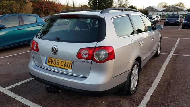 WE BUY ANY LEFT HAND DRIVE! LHD BOUGHT FOR CASH! - Cars in Brighton