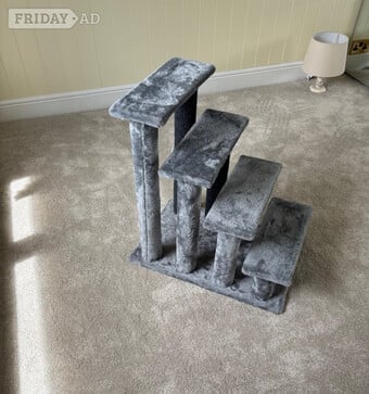 Upholstered pet steps