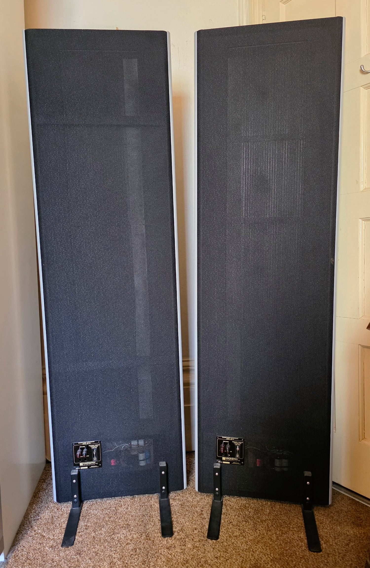 Magneplanar 1.7i Panel Speakers