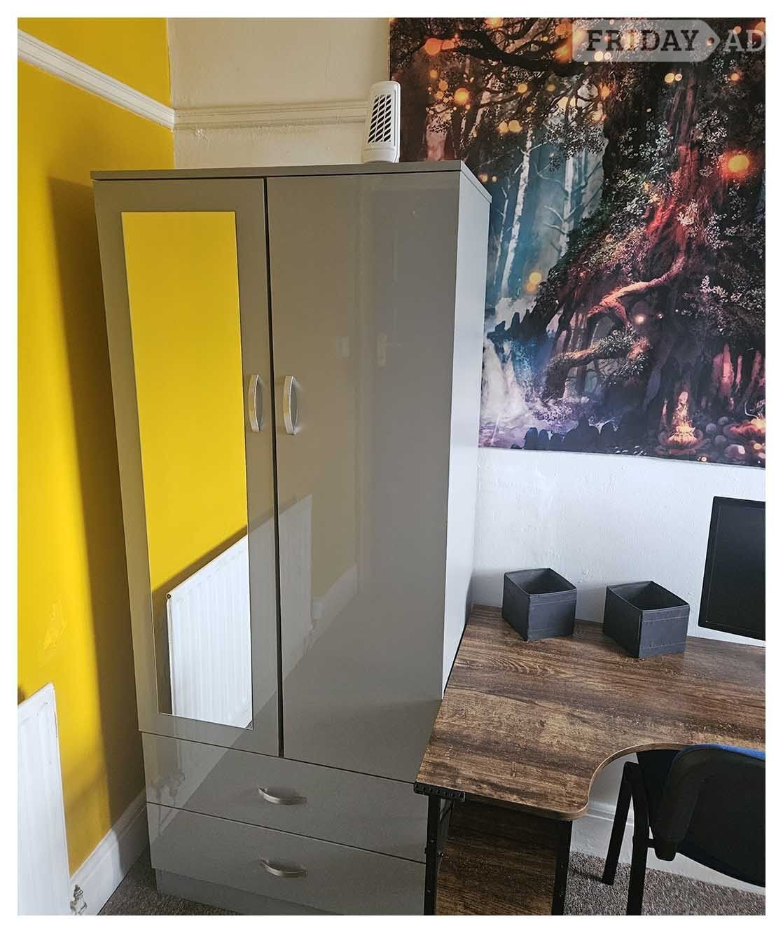 Single room to rent in a shared 3 bedroom apartment