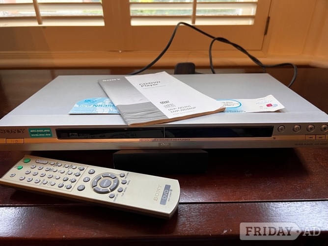 Sony DVD player with Remote - DVP- NS355 in Hastings