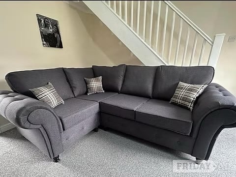 1 CORNER 2 OAKLAND SOFA IN GLENEAGLES CHARCOAL FABRIC