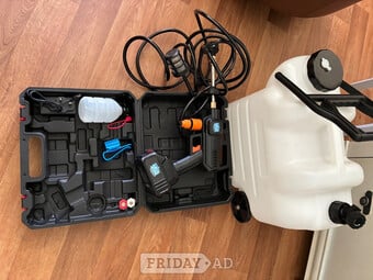 Portable pressure washer and Large water container