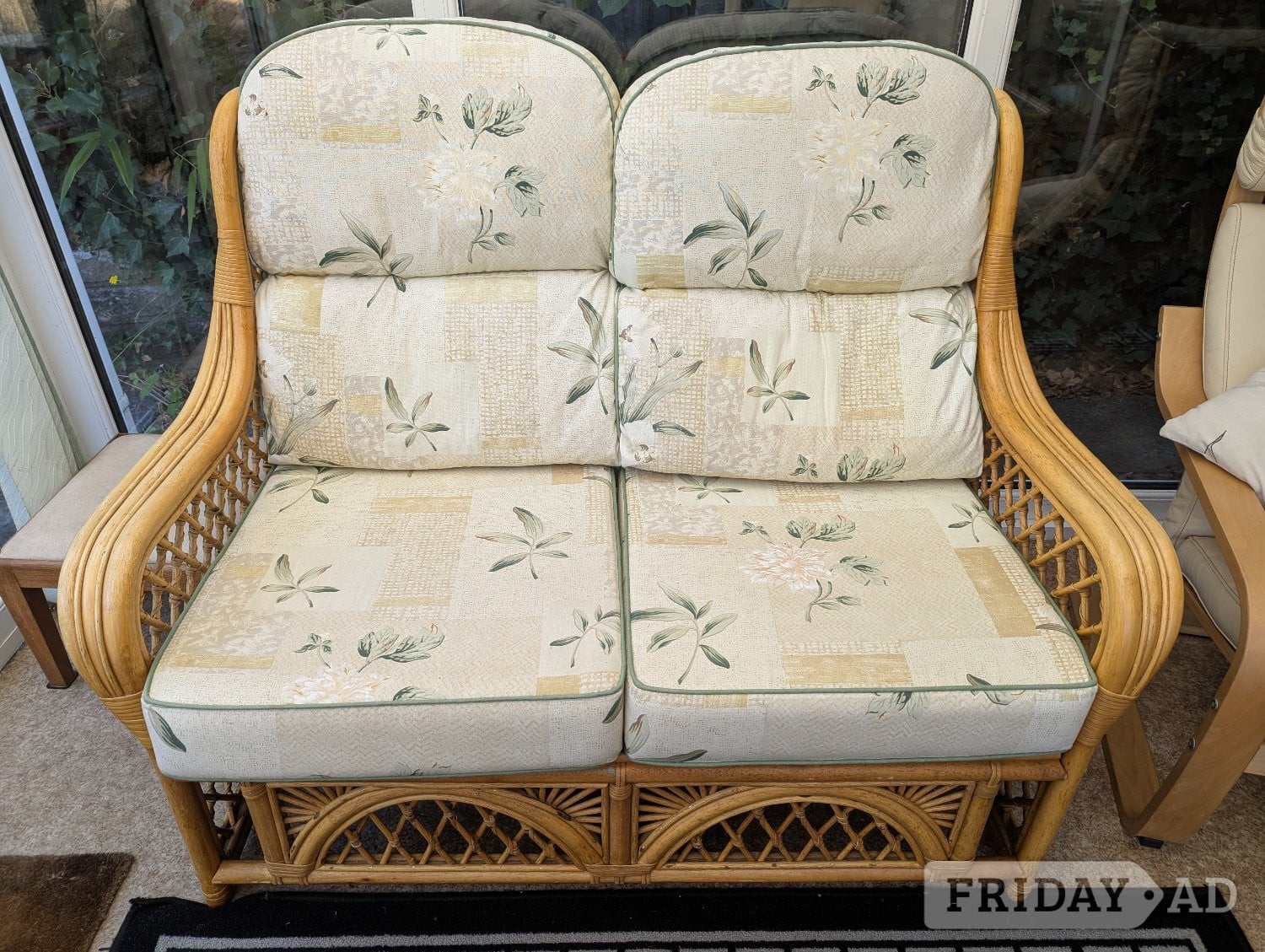 Redhill Floral conservatory set