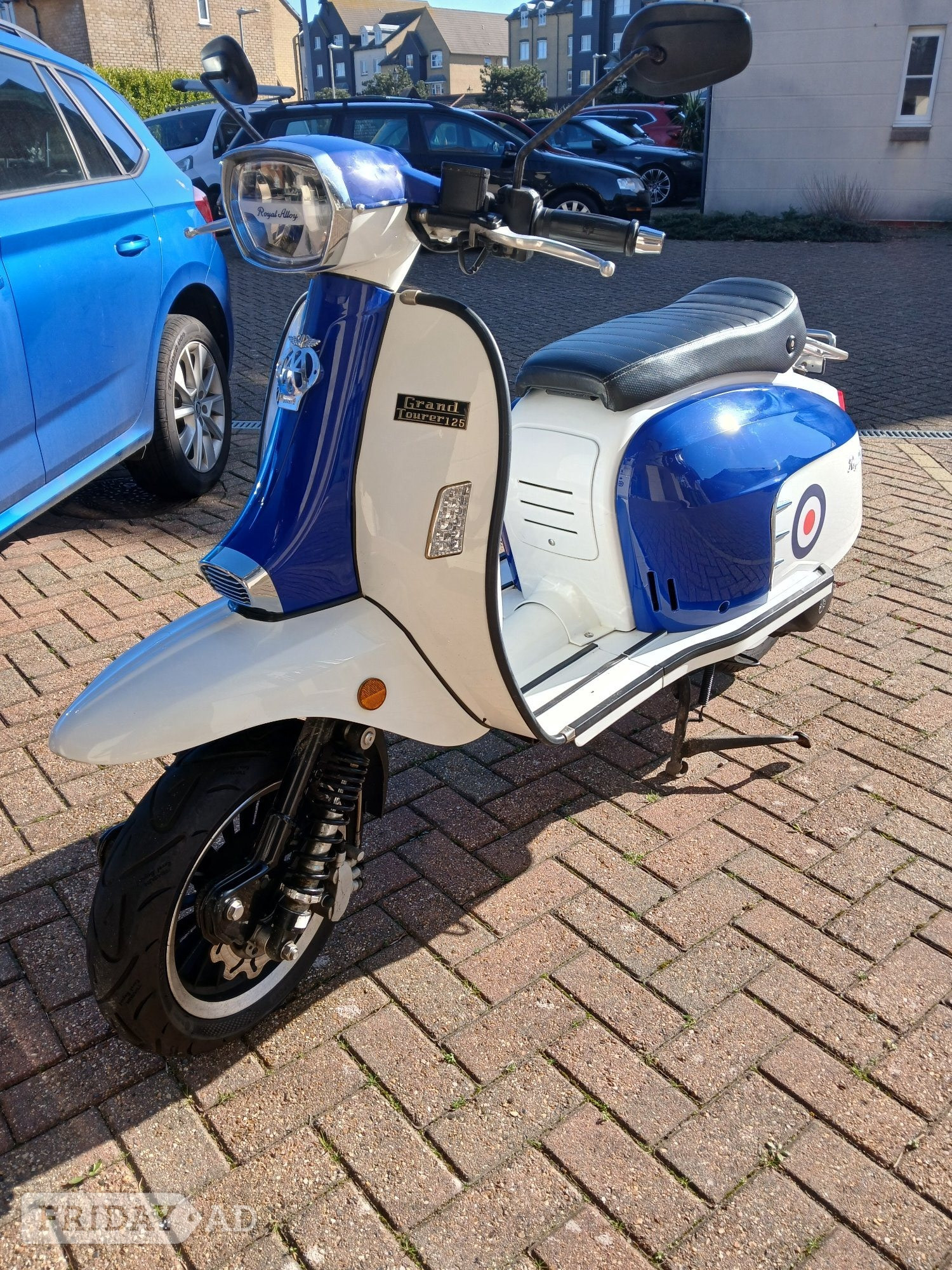 Royal Alloy GT125 AC Eastbourne
