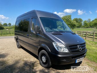 Mercedes Camper Van 