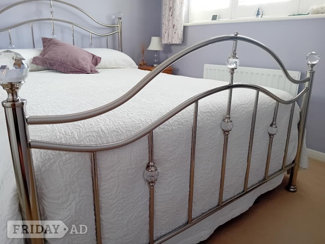 Callie Chrome Metal Double Bed