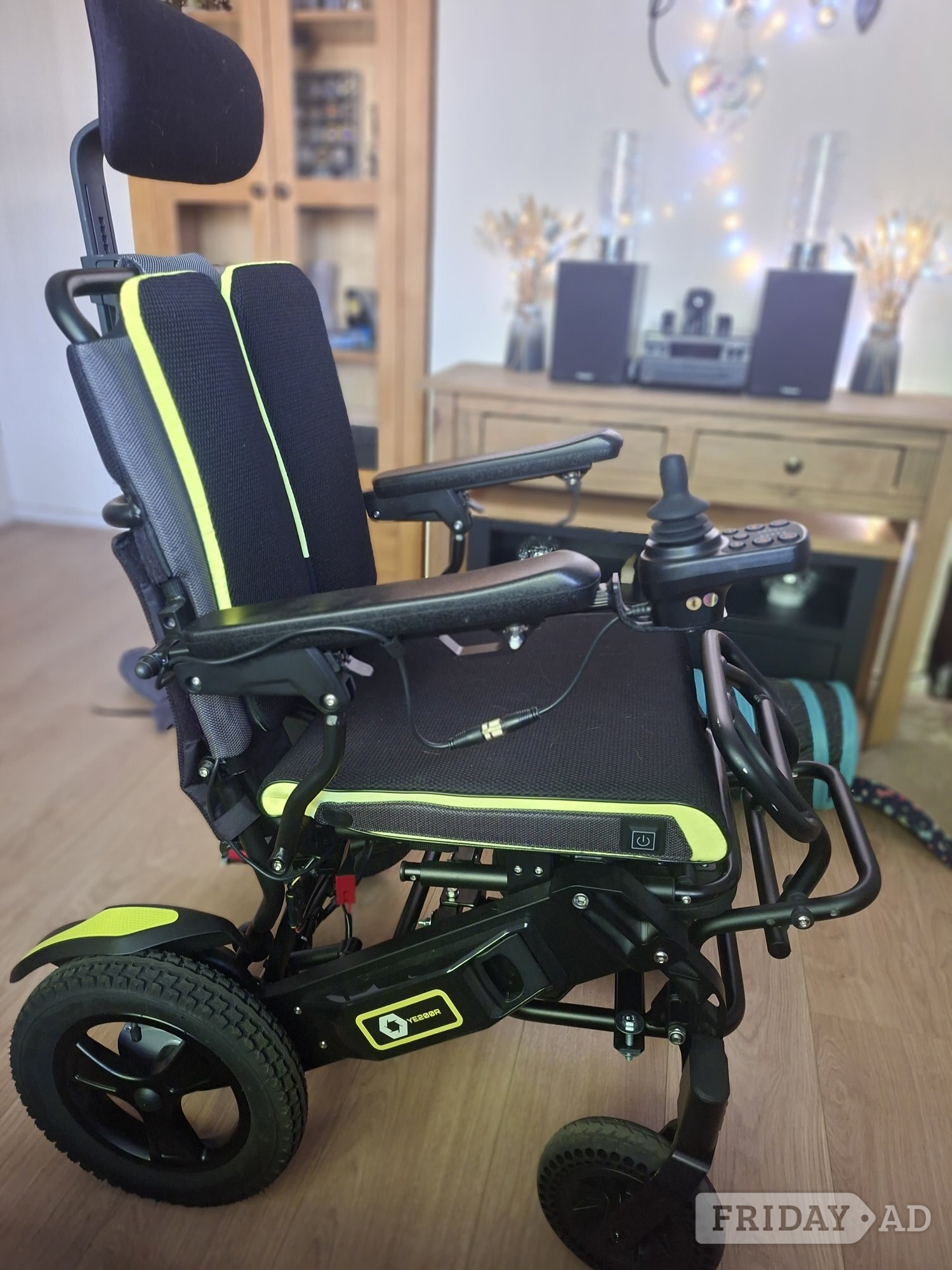 Crawley Ultra Comfort Elite Electric Wheelchair
