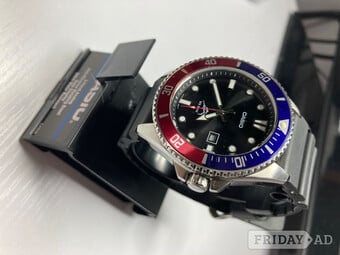 Men’s Casio dive watch