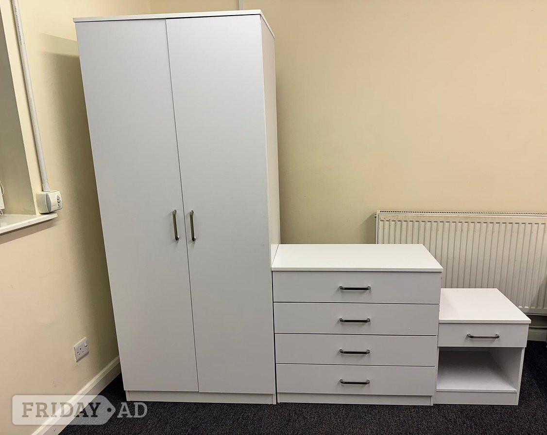 DAKOTA TRIO SET - WHITE in Rotherham