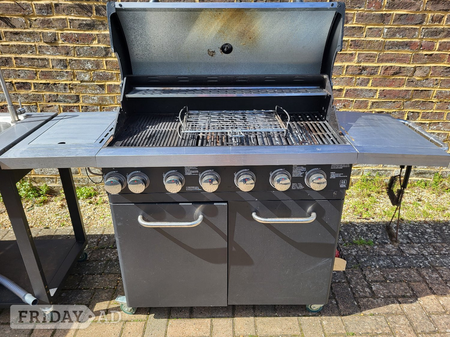 Worthing Premium Outdoor BBQ kitchen with covers