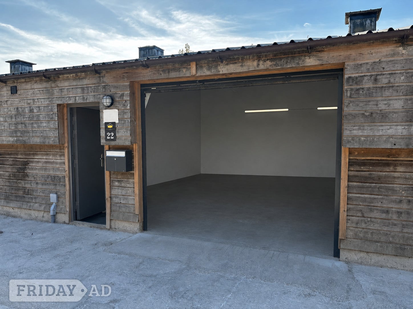 Workshop and storage in Uckfield