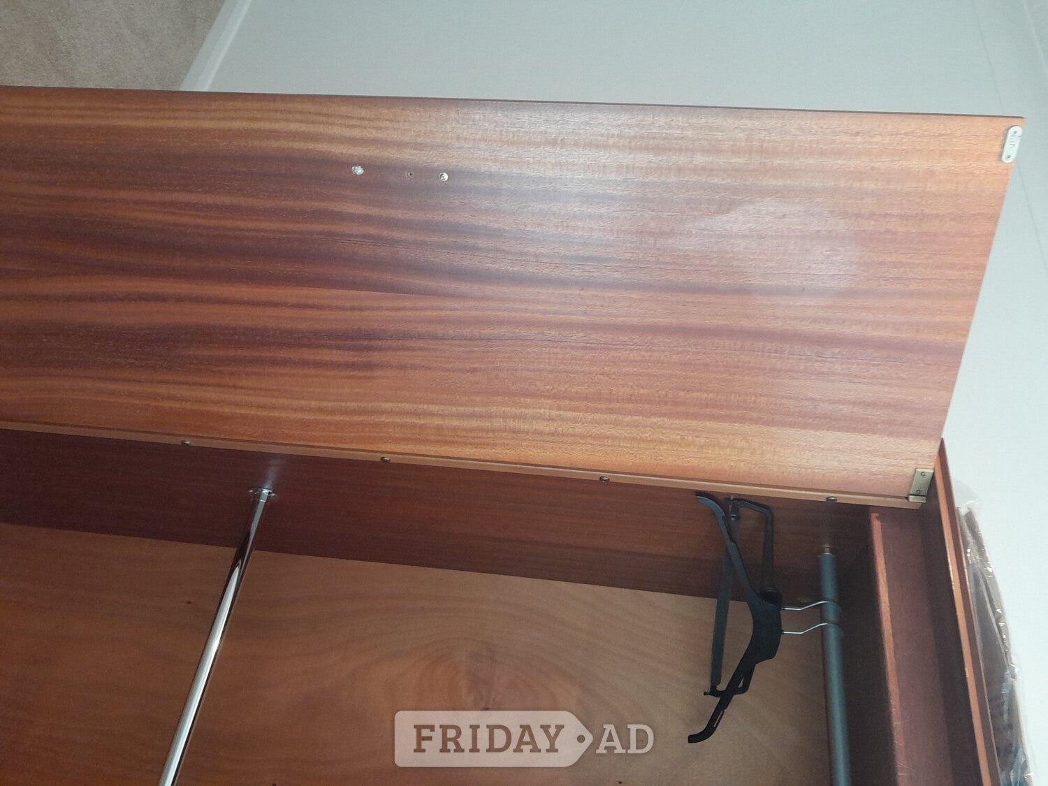 Mahogany wardrobe  in perfect condition  - Furniture