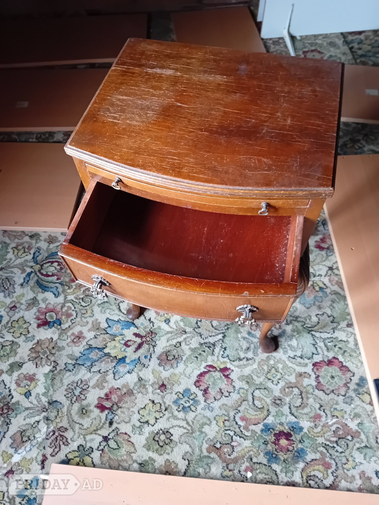 Eastbourne Bedside table with drawer and shelf