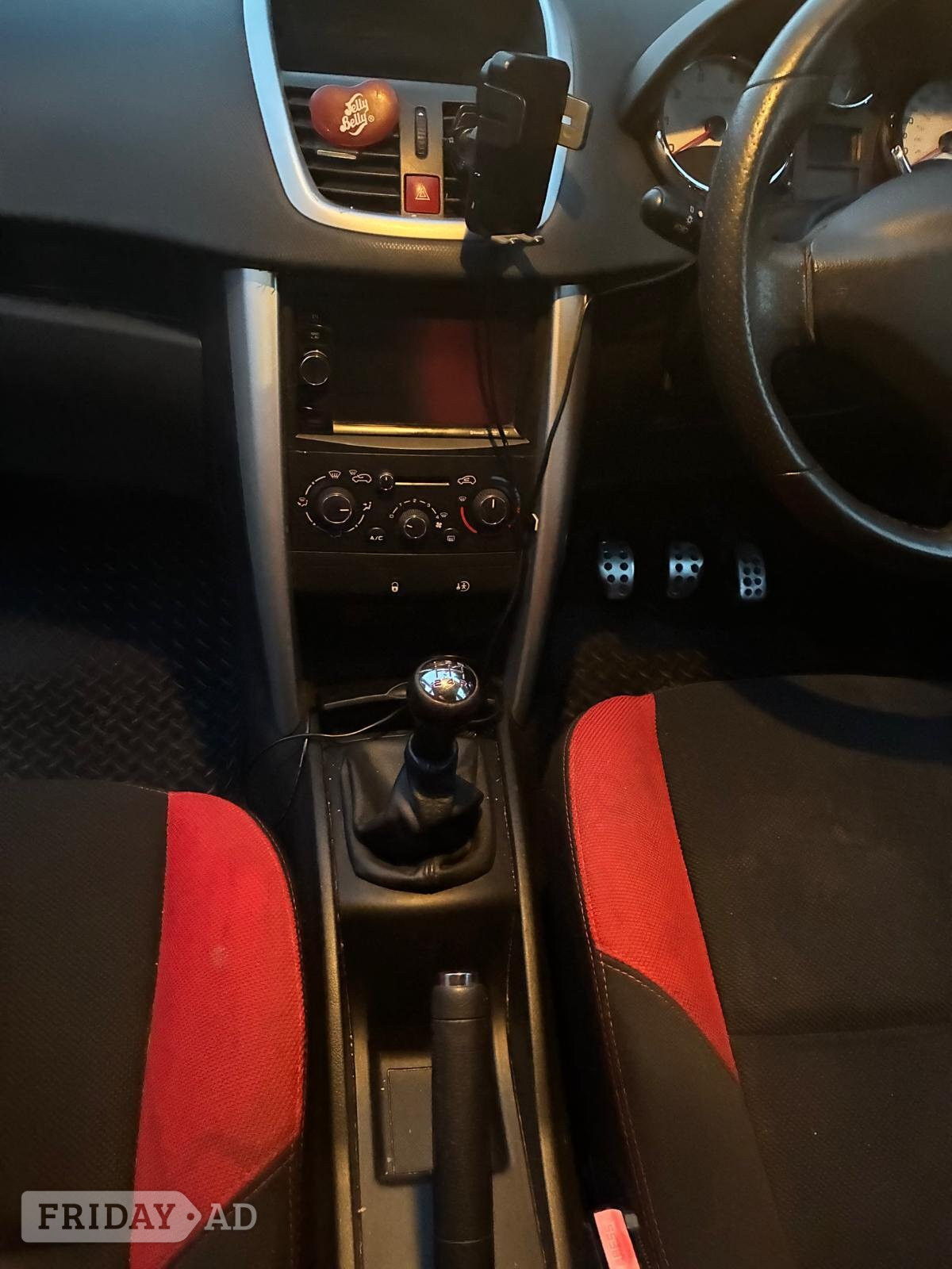 Peugeot 207 for sale - Cars in Crawley