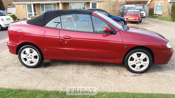 RENAULT MEGANE CONVERTIBLES WANTED FOR CASH! - Cars in Brighton