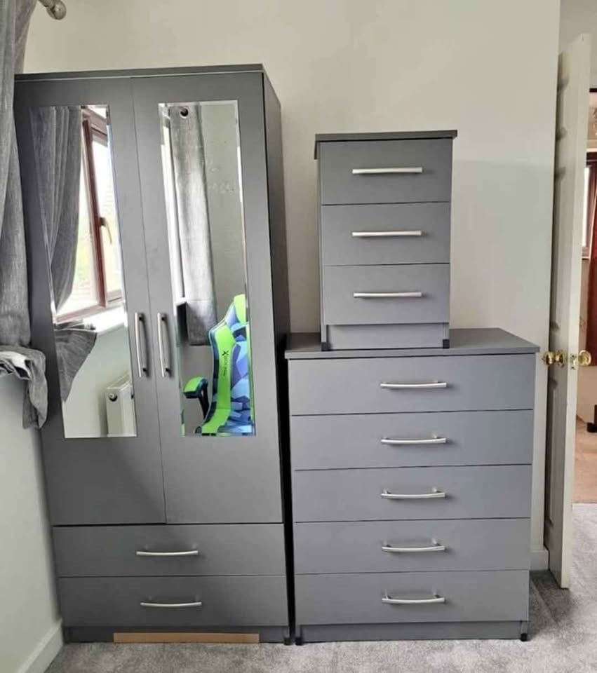 Bradford-On-Avon 2 door wardrobe closet drawer bedside 
