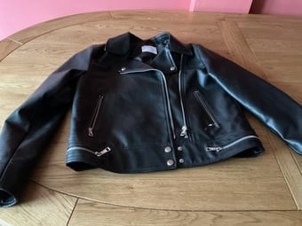 Zara stylish leather jacket. Age 11-12. Only worn once.