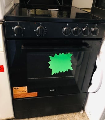 Black bush 60CM Wide Electric cooker with oven & grill like New 