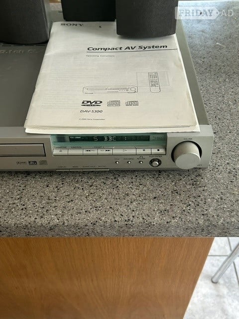 St. Albans Sony DAV-S300 Compact Av System
