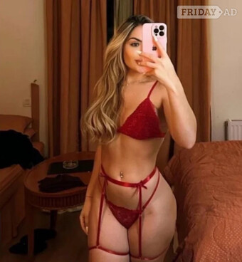 Brazilian Blonde Bombshell just arrived π₯π§π·