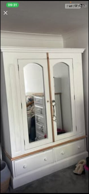 Solid wood wardrobe come apart in 3 pieces 