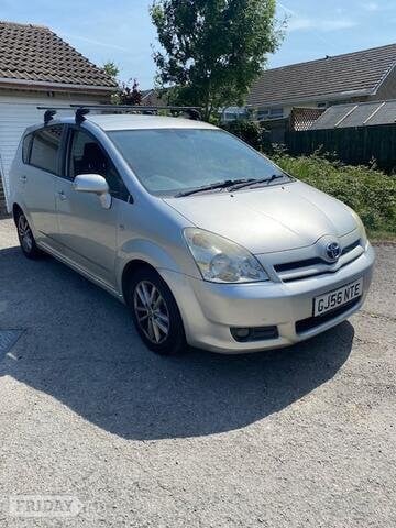 toyota corolla 7-seater verso in Hastings