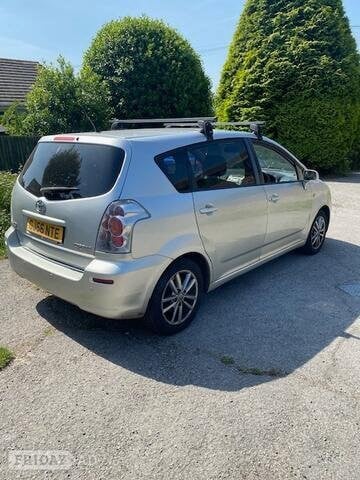 toyota corolla 7-seater verso - Cars in Hastings