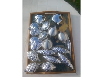 Christmas Tree Baubles, Silver coloured, X 17.