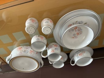 Vintage Denby 6 piece dinner service plus other items