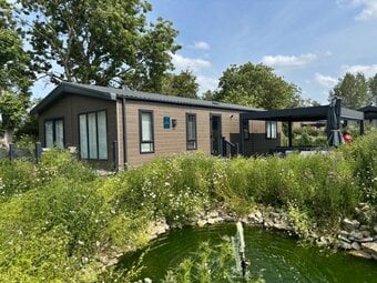 FOR SALE, LUXURY LODGE YORKSHIRE SPA RETREAT, HELMSLEY, YORK, HARROGATE, PET FRIENDLY